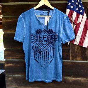 Buffalo David Bitton NWT Men’s Blue Distressed Graphic Tee Shirt Size Large